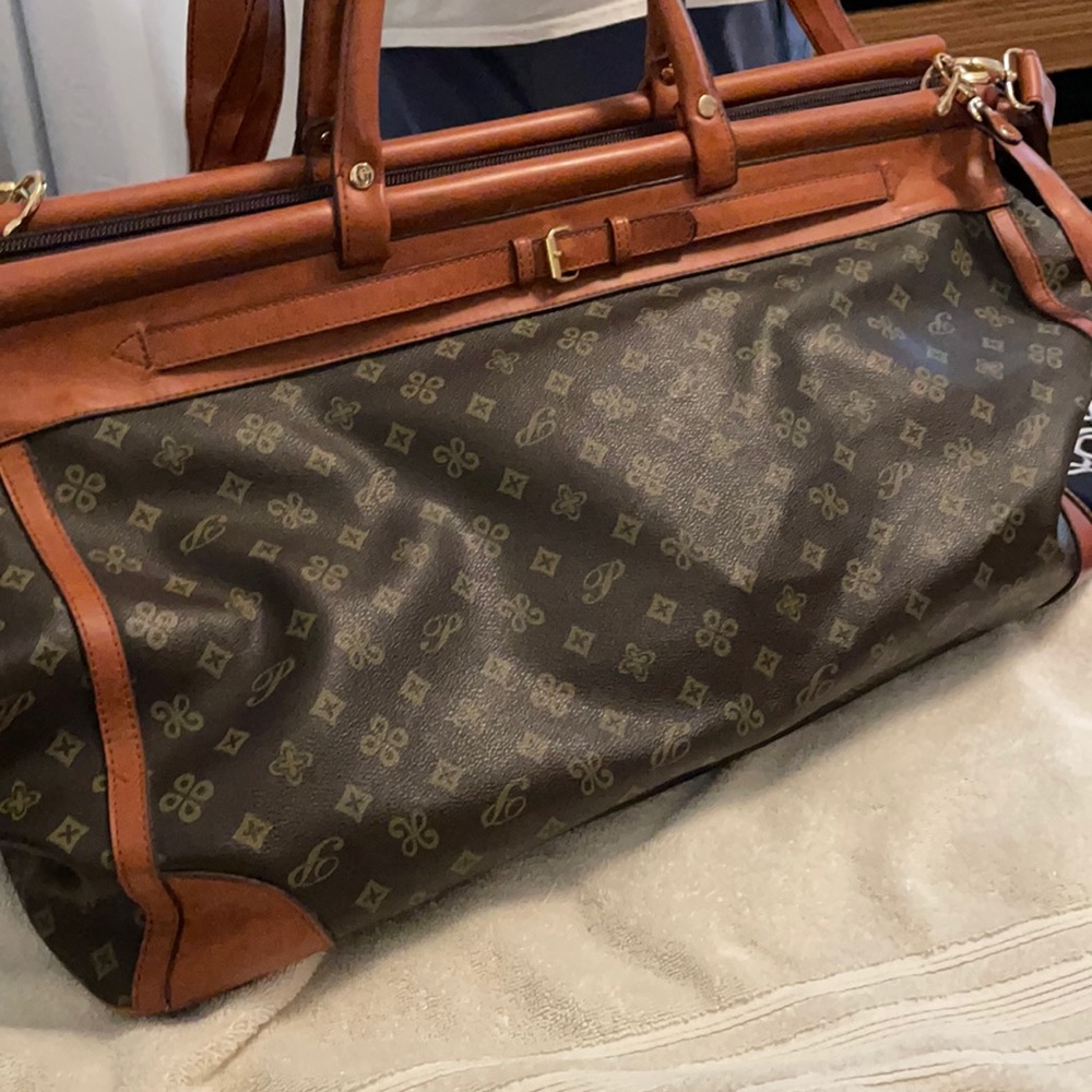 Vintage leather overnight bad